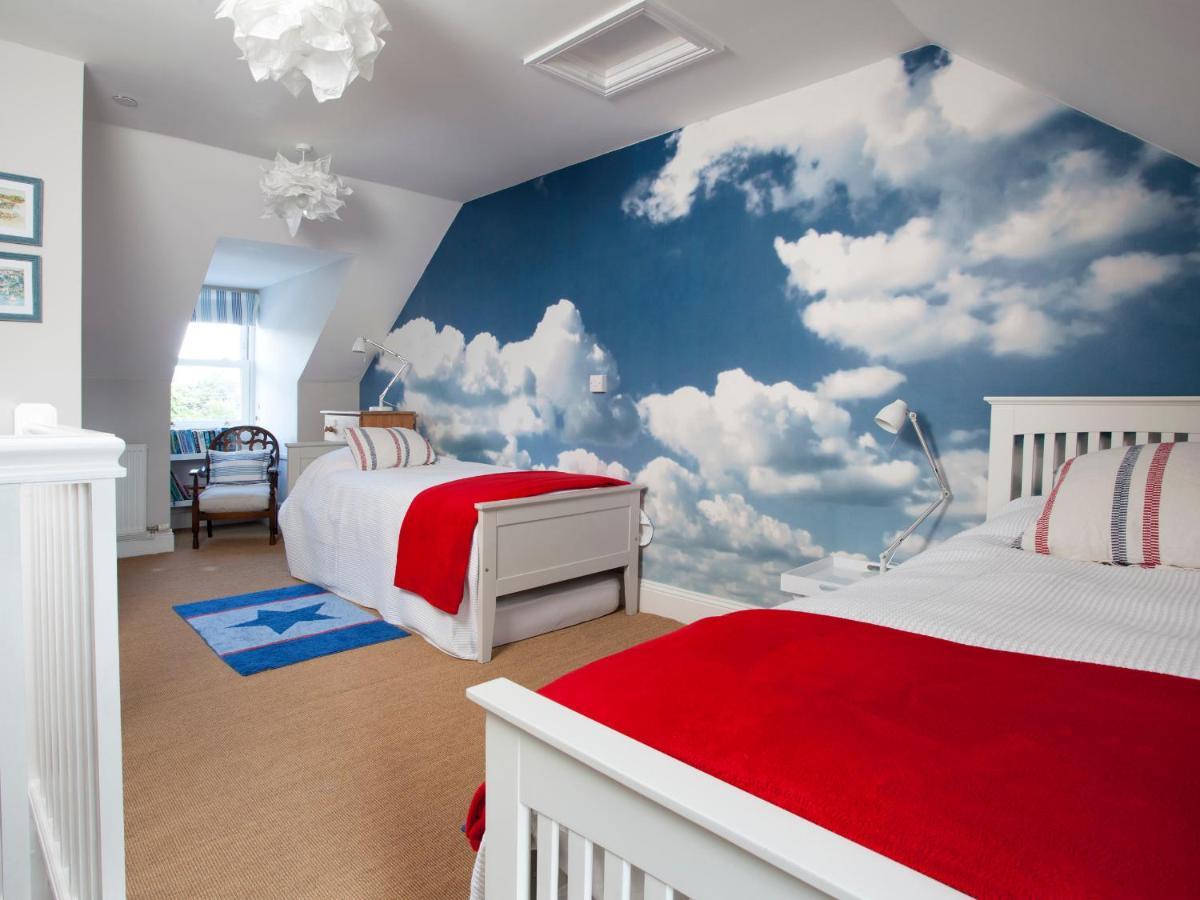 Lowenna Manor 4 แพดสโตว์ ภายนอก รูปภาพ